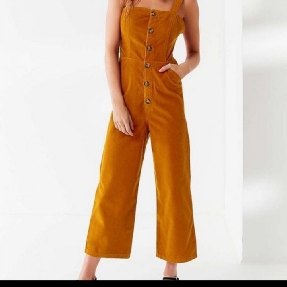 Urban Outfitters BDG corduroy overalls jumpsuit size small